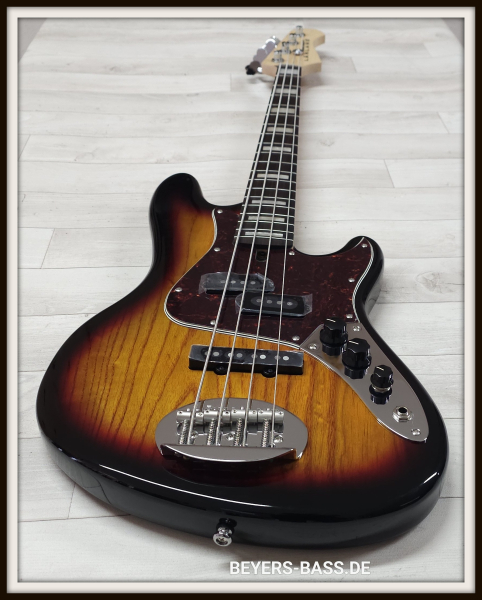Lakland Skyline Hutch Hutchinson, 3-Tone Sunburst Gloss, Signature